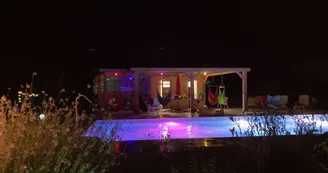 Manoir de "La Grand'Cour" et sa ferme pédagogique Manoir de "La Grand'Cour" et sa ferme pédagogique