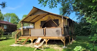 Hébergements Insolites - Camping des Papillons Hébergements Insolites - Camping des Papillons