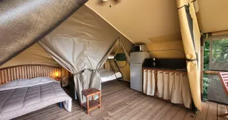 Hébergements Insolites - Camping des Papillons Hébergements Insolites - Camping des Papillons