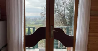 Gîte la Roulotte de la Carrière à Toulon sur Allier en Auvergne Gîte la Roulotte de la Carrière à Toulon sur Allier en Auvergne
