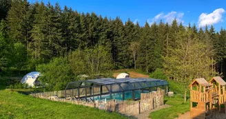 Les dômes au Domaine la Chabanne Les dômes au Domaine la Chabanne
