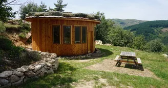 La cabane rustique du Folastère La cabane rustique du Folastère
