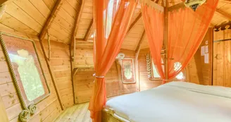 Château des Énigmes - La Cabane des 1001 Nuits Château des Énigmes - La Cabane des 1001 Nuits