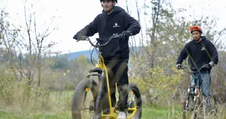 Green Trott - Location, vente et réparation de vélos, trottinettes, classiques et électriques Green Trott - Location, vente et réparation de vélos, trottinettes, classiques et électriques
