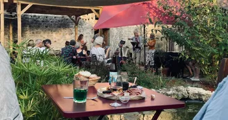 L'Escalle - Bar à manger de Martou L'Escalle - Bar à manger de Martou