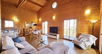 Cottage des pins - chalet dans les vignes Cottage des pins - chalet dans les vignes