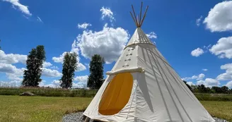Tipis la Mésange, le moineau ou la Bergeronnette Tipis la Mésange, le moineau ou la Bergeronnette