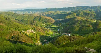 Petit marché des producteurs de Chirols