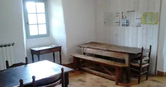 Gîte d'étape et de séjour communal de Thines Gîte d'étape et de séjour communal de Thines