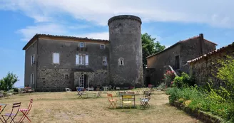 Château de Liviers - Gîte d'étape Château de Liviers - Gîte d'étape