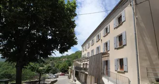 Les Stelles Les Stelles