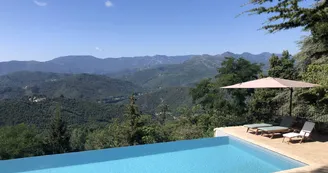 La Châtaigne Perchée - Côté hameau