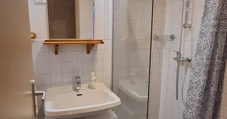 Gîte Sur le chemin de l'école Gîte Sur le chemin de l'école