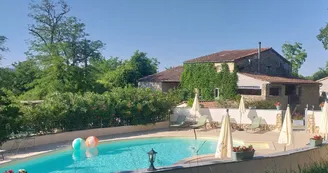 Le Mas de la Colombe et ses Gîtes Le Mas de la Colombe et ses Gîtes