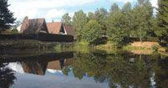Locations au Camping les Pinasses Locations au Camping les Pinasses