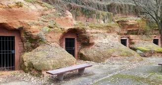 Caves creusées et anciennes mines de Falck Caves creusées et anciennes mines de Falck