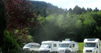 Aire de stationnement pour camping-cars du Domaine du Haut des Bluches Aire de stationnement pour camping-cars du Domaine du Haut des Bluches