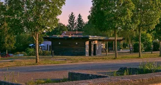 Aire de camping-cars au port de plaisance Aire de camping-cars au port de plaisance