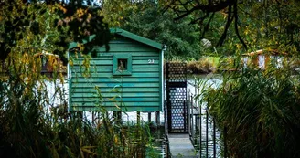 Étangs de Hoste et leurs cabanons Étangs de Hoste et leurs cabanons