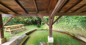 aire-pique-nique-bourg-les-leches-table-tourisme-isle-perigord