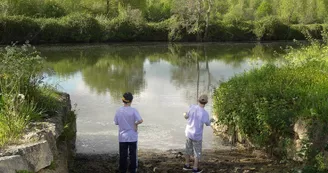 cale de mise à l'eau aire pique-nique et halte de repos vélo route voie verte cale de mise à l'eau aire pique-nique et halte de repos vélo route voie verte