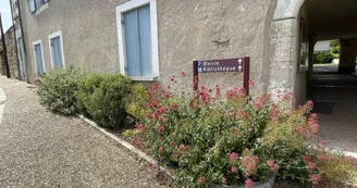 Périgord Inattendu - Village Fleuri Villetoureix