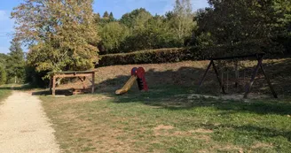 Aire de pique nique et jeux de la Minoterie