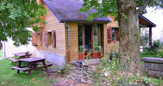Gîte de groupe de Barlanès - Jardin extérieur