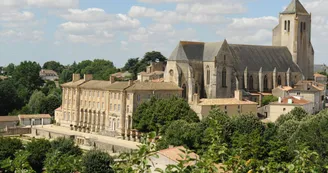 Celles-sur-Belle, Petite Cité de Caratère Celles-sur-Belle, Petite Cité de Caratère