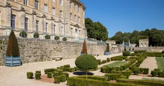 Celles-sur-Belle, Petite Cité de Caratère Celles-sur-Belle, Petite Cité de Caratère