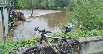 boucle-de-la-vezere2-BASE-VTT-VEZERE-PERIGORD-NOIR
