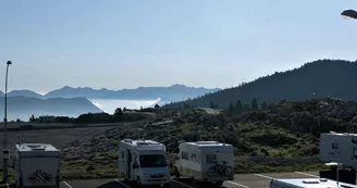 Aire de camping-cars de La Pierre Saint-Martin - Eté Aire de camping-cars de La Pierre Saint-Martin - Eté