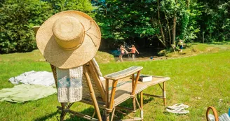 2015-Domaine-des-deux-eaux-dans-le-jardin-Meuble-de-tourisme-GUENOLE-LEGALok 2015-Domaine-des-deux-eaux-dans-le-jardin-Meuble-de-tourisme-GUENOLE-LEGALok