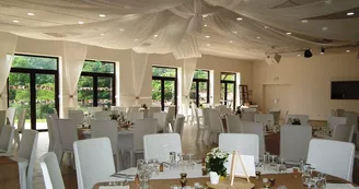 L-Grande-salle-Perigord-Lot-Quercy-Gavaudun-025
