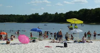 Plage de l'étang de La Jemaye Plage de l'étang de La Jemaye