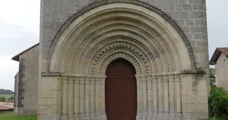 Église Saint-Pierre Es-Liens de Cumond©Mossot Église Saint-Pierre Es-Liens de Cumond©Mossot