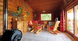 Gite insolite: Domaine de la Vergnolle Fustes en bois "le Trappeur'_4 Gite insolite: Domaine de la Vergnolle Fustes en bois "le Trappeur'_4