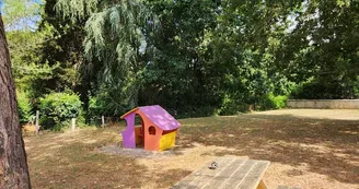 aire-pique-nique-jeux-bourgnac-cabane-tourisme-isle-perigord