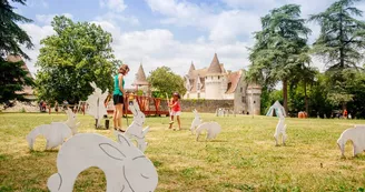 9 CHATEAU DE BRIDOIRE - Bergerac Dordogne Périgord parc arboré jeux enfants 9 CHATEAU DE BRIDOIRE - Bergerac Dordogne Périgord parc arboré jeux enfants