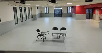 Foyer-communal-st-martial-salle