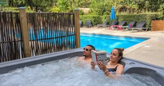 Piscine et Jacuzzi