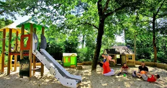 Village-vacances-Messanges-Aire-jeux