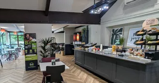 B&B Hôtel Niort Sud Venise Verte