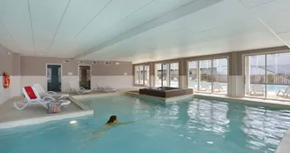 piscine_interieure_ piscine_interieure_