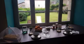 Petit-déjeuner gîte Chaneü à Osse-en-Aspe Petit-déjeuner gîte Chaneü à Osse-en-Aspe