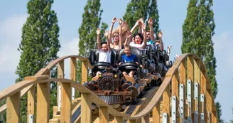 Wood Express au Parc Saint-Paul Wood Express au Parc Saint-Paul