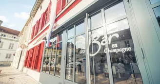Maison du Tourisme.jpg Maison du Tourisme.jpg