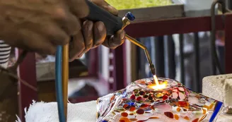 Atelier du verre de Bayel.jpg Atelier du verre de Bayel.jpg