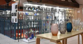 Musée du Cristal de Bayel.JPG Musée du Cristal de Bayel.JPG