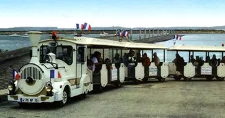 Petit Train Touristique (2).jpg Petit Train Touristique (2).jpg